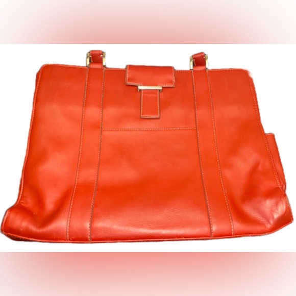 DAY RUNNER RED LEATHER BAG - Picture 11 of 14